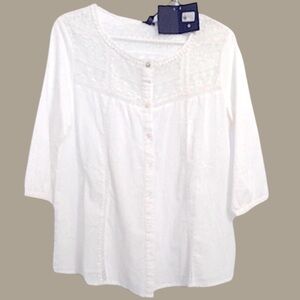White blouse Lace NWT🎁🎁